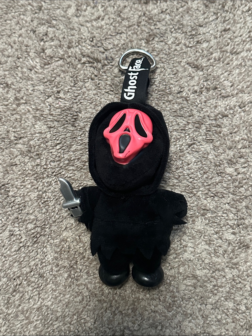Culturefly Ghost Face Mystery Vinyl Plush Bag Clip - Hot Pink